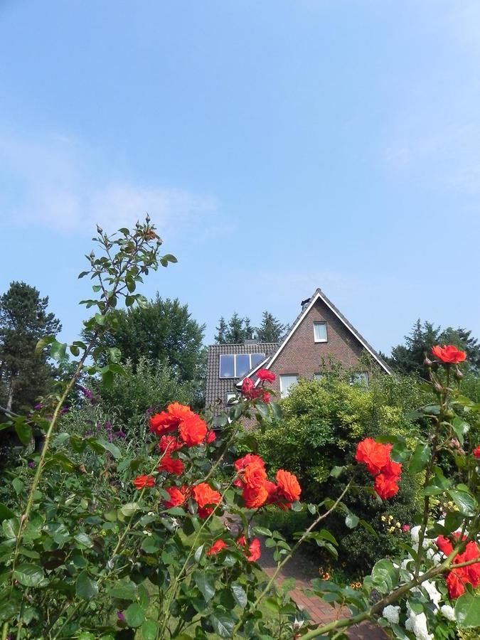 Haus *Ueues Aran* Wohnung Nr. 6 Небель Экстерьер фото